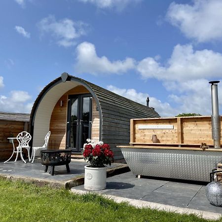 Abbey Farm Luxury Glamping Hotel Rhuddlan Екстериор снимка