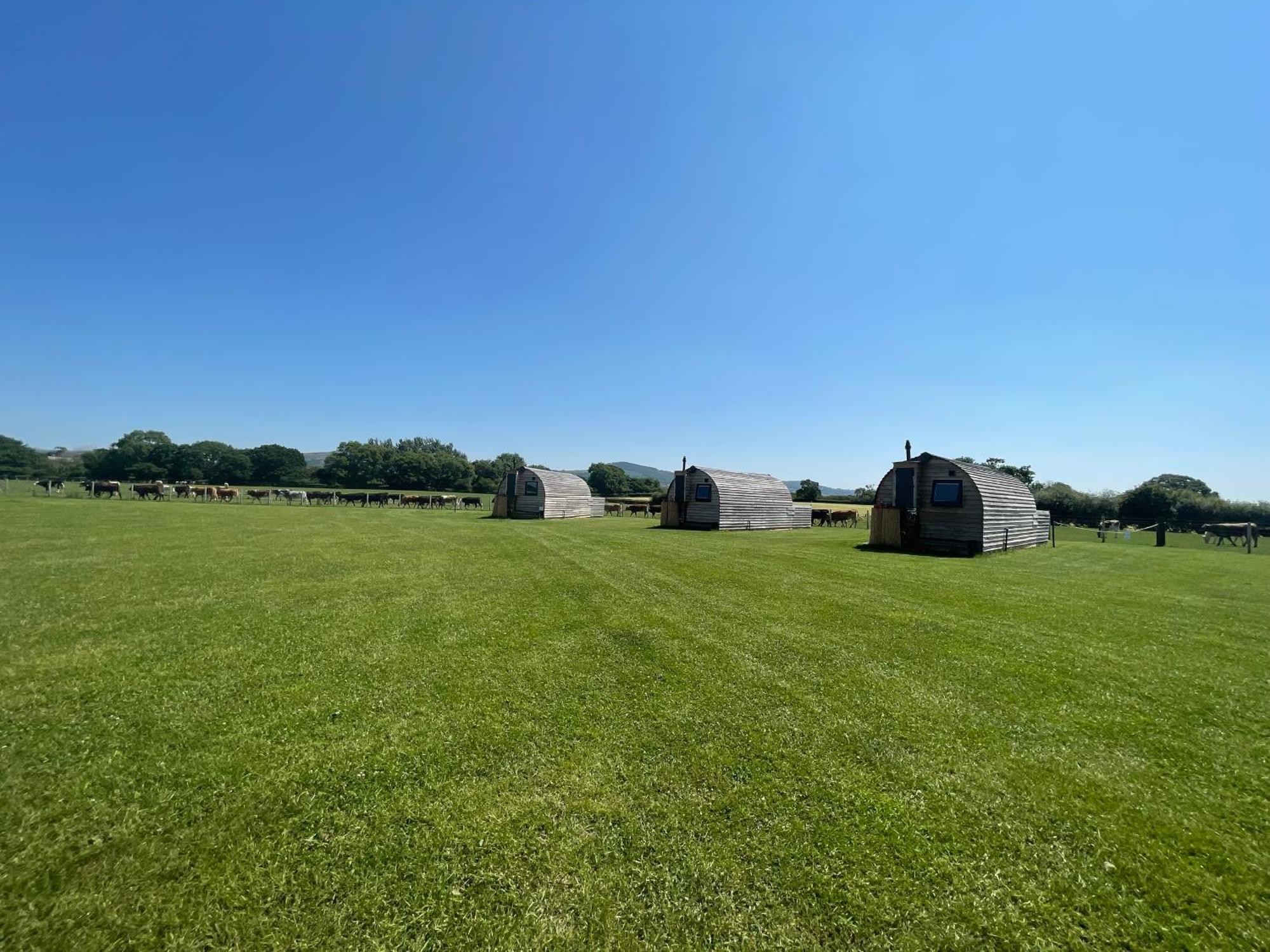 Abbey Farm Luxury Glamping Hotel Rhuddlan Екстериор снимка