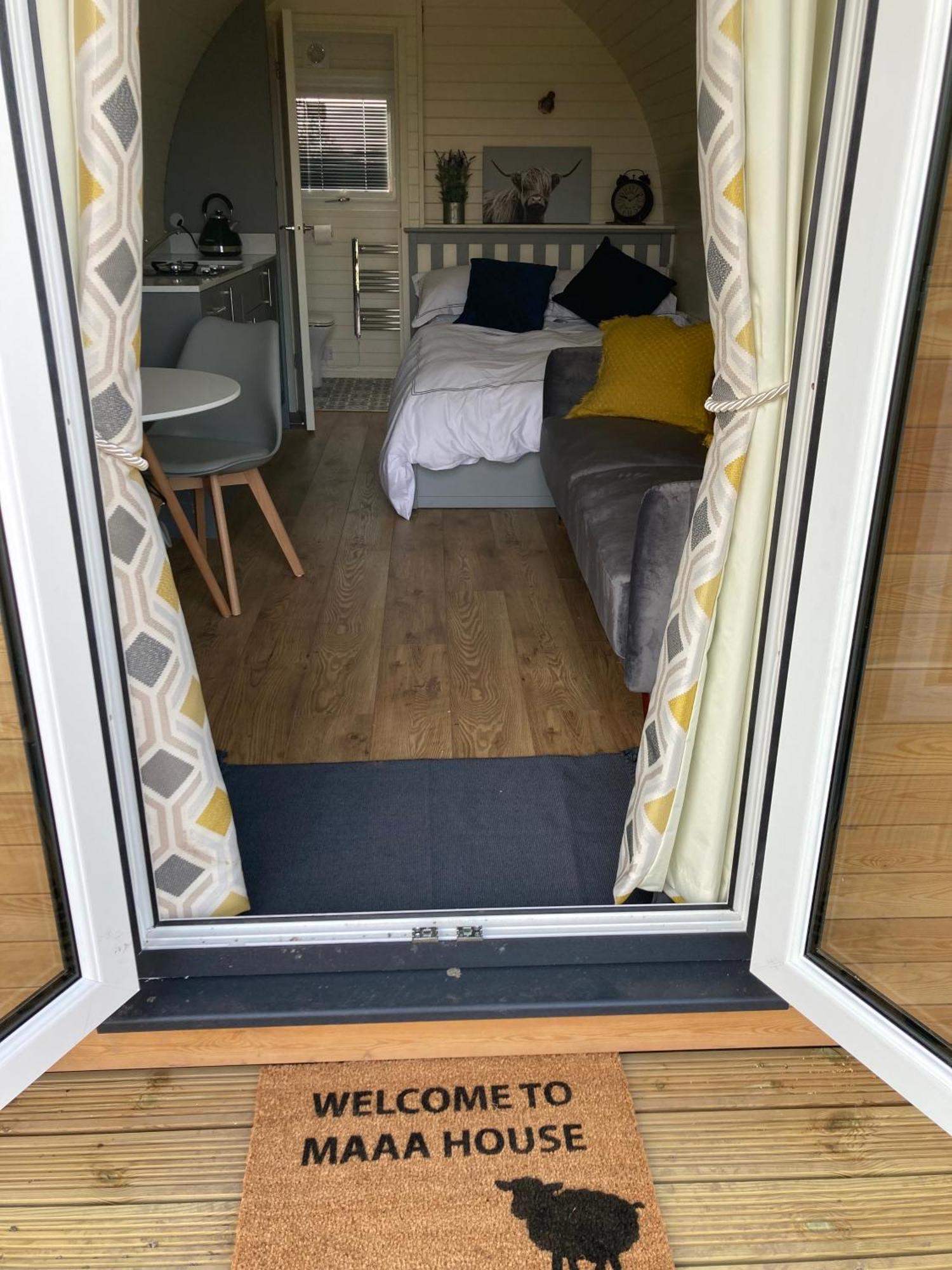 Abbey Farm Luxury Glamping Hotel Rhuddlan Екстериор снимка